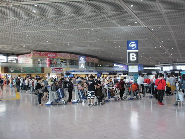 Repatrían a ciudadanos vietnamitas de Japón por COVID-19 ảnh 1