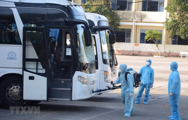 Quedan 22 pacientes del coronavirus en tratamiento en Vietnam ảnh 1