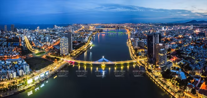 Ciudad central vietnamita lanza programa de estímulo turístico para 2022 ảnh 1 Ciudad central vietnamita lanza programa de estímulo turístico para 2022 ảnh 1