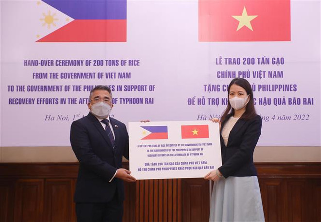 Vietnam respalda a Filipinas en superación de consecuencias de supertifón Rai ảnh 1 Vietnam respalda a Filipinas en superación de consecuencias de supertifón Rai ảnh 1