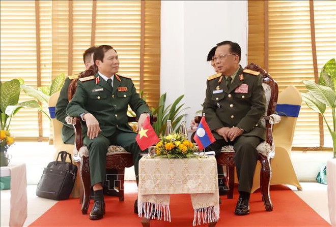 Vietnam fortalece cooperación en defensa con Laos y Camboya ảnh 1