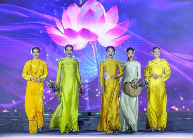 Festival del Ao Dai promueve valor cultural nacional de Vietnam ảnh 1 Festival del Ao Dai promueve valor cultural nacional de Vietnam ảnh 1
