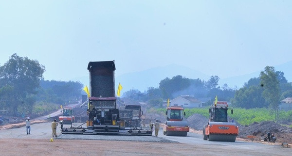 Economía de Vietnam en camino de recuperar ritmo de crecimiento ảnh 1 Economía de Vietnam en camino de recuperar ritmo de crecimiento ảnh 1