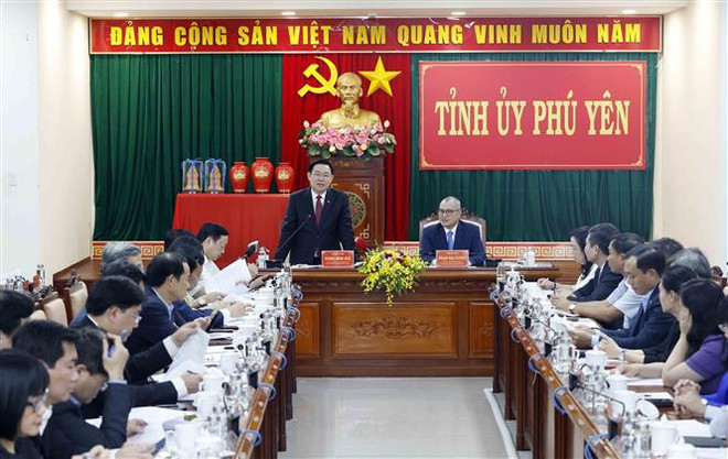 Presidente parlamentario realiza visita de trabajo en provincia de Phu Yen ảnh 1 Presidente parlamentario realiza visita de trabajo en provincia de Phu Yen ảnh 1