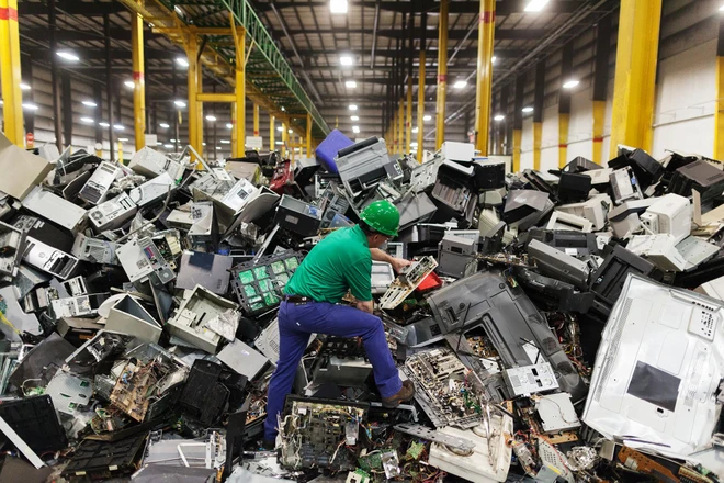 Proponen soluciones para hacer frente a residuos electrónicos en Vietnam ảnh 1 Proponen soluciones para hacer frente a residuos electrónicos en Vietnam ảnh 1