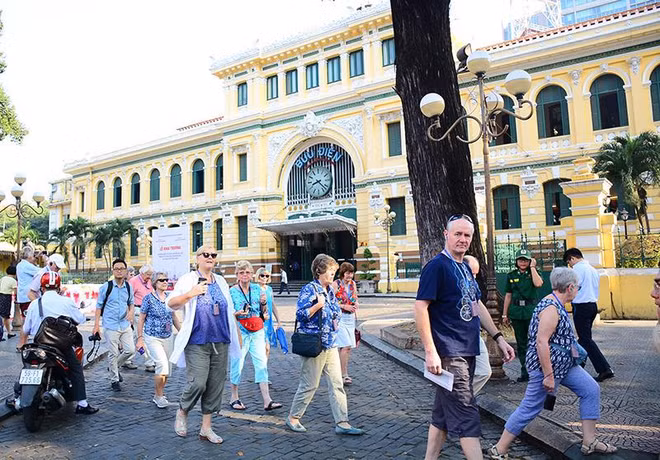 Aumenta número de visitantes internacionales con planes de viajes a Vietnam ảnh 1