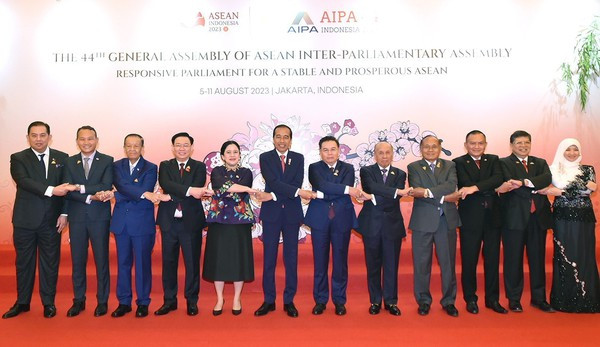 Presidente de Vietnam elogia aportes de AIPA a ASEAN ảnh 1