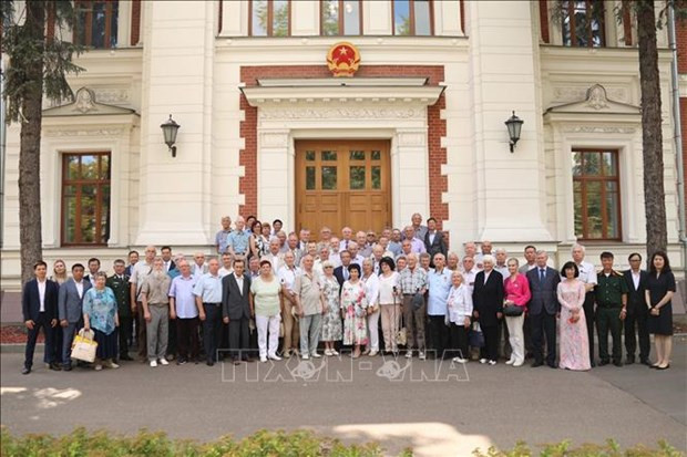 Exespecialistas militares soviéticos en Vietnam se reúnen en Moscú ảnh 1 Exespecialistas militares soviéticos en Vietnam se reúnen en Moscú ảnh 1