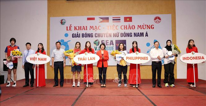 Inauguran Torneo de Voleibol Femenino del Sudeste Asiático en Vinh Phuc ảnh 1 Inauguran Torneo de Voleibol Femenino del Sudeste Asiático en Vinh Phuc ảnh 1
