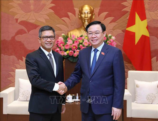Alaban significado de visita oficial de titular del Parlamento vietnamita a Indonesia ảnh 1 Alaban significado de visita oficial de titular del Parlamento vietnamita a Indonesia ảnh 1