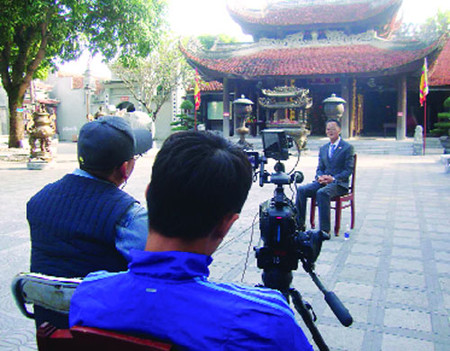 Descendientes de dinastía Ly de Vietnam aparecen en documental sudcoreano ảnh 1 Descendientes de dinastía Ly de Vietnam aparecen en documental sudcoreano ảnh 1