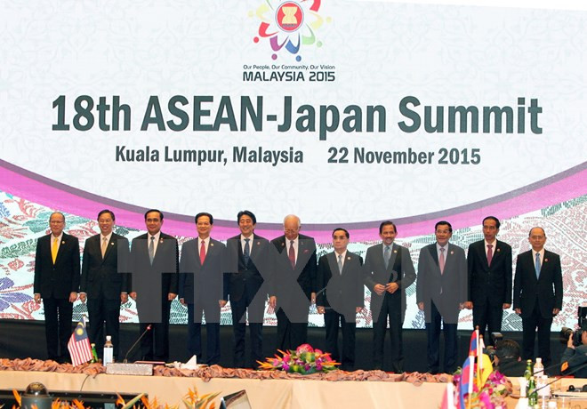 Asiste premier vietnamita a conferencias de alto nivel entre ASEAN y sus socios ảnh 1 Asiste premier vietnamita a conferencias de alto nivel entre ASEAN y sus socios ảnh 1