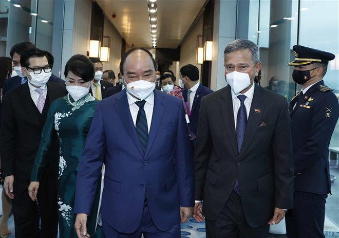 Presidente de Vietnam inicia visita de Estado a Singapur ảnh 1 Presidente de Vietnam inicia visita de Estado a Singapur ảnh 1