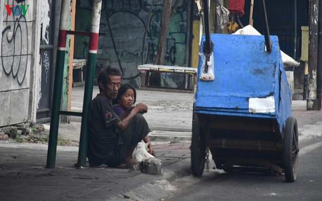 Indonesia fija objetivo de reducir tasa de pobreza extrema ảnh 1 Indonesia fija objetivo de reducir tasa de pobreza extrema ảnh 1