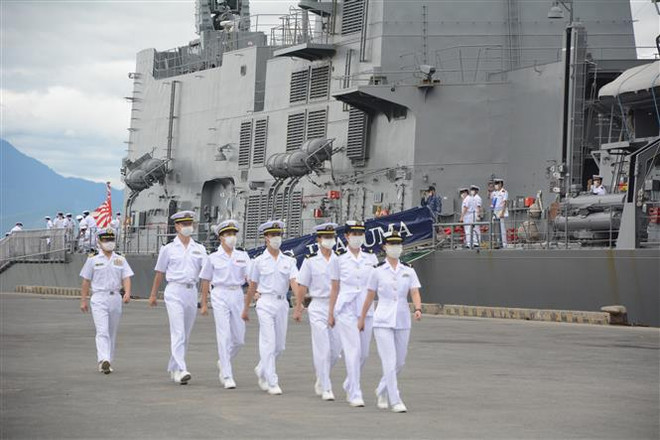 Flota de Fuerza Marítima de Autodefensa de Japón llega a Vietnam ảnh 2 Flota de Fuerza Marítima de Autodefensa de Japón llega a Vietnam ảnh 2