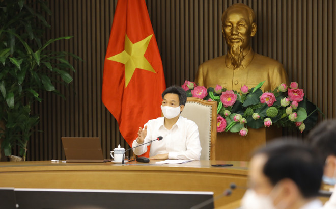 Vicepremier vietnamita exhorta a cumplir seriamente protocolo sanitario contra el COVID-19 ảnh 2 Vicepremier vietnamita exhorta a cumplir seriamente protocolo sanitario contra el COVID-19 ảnh 2