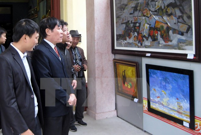 Inauguran exhibición de bellas artes contemporáneas Vietnam- Sudcorea ảnh 1 Inauguran exhibición de bellas artes contemporáneas Vietnam- Sudcorea ảnh 1