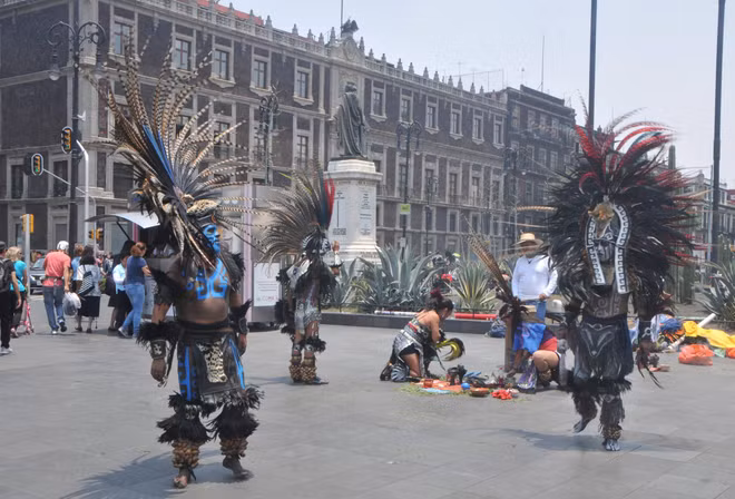 Vietnam participa en la Feria de Culturas Amigas en México ảnh 6