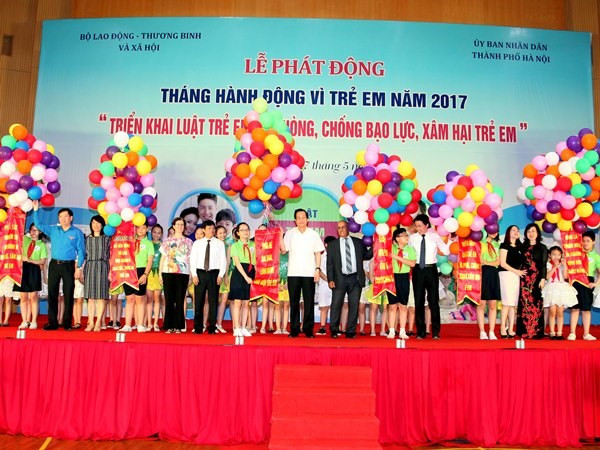 Vietnam lanza acción por el mes de la niñez ảnh 1 Vietnam lanza acción por el mes de la niñez ảnh 1