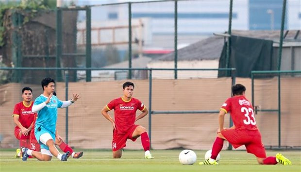Equipo vietnamita de fútbol jugará mañana con acompañamiento de aficionados nacionales ảnh 1 Equipo vietnamita de fútbol jugará mañana con acompañamiento de aficionados nacionales ảnh 1