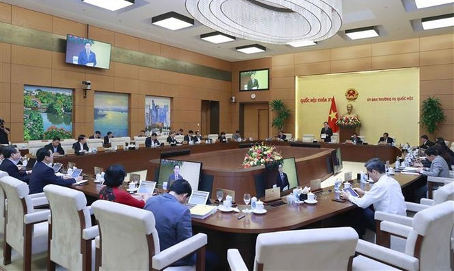 Comité Permanente del Parlamento vietnamita inaugura reunión temática sobre elaboración de leyes ảnh 2 Comité Permanente del Parlamento vietnamita inaugura reunión temática sobre elaboración de leyes ảnh 2