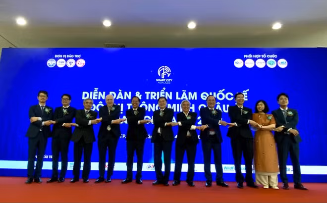 En Ciudad Ho Chi Minh Foro-Exposición Internacional sobre urbes inteligentes ảnh 1