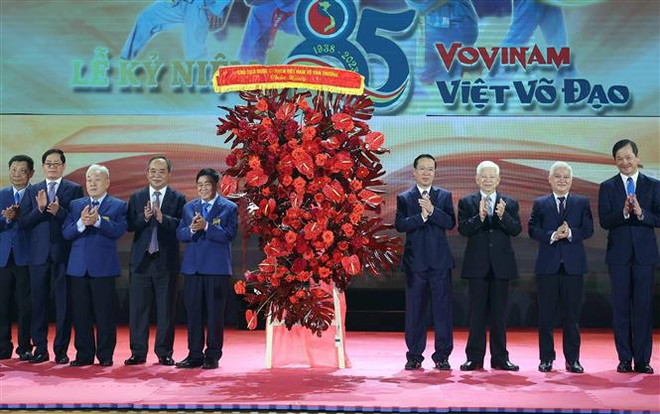 Presidente asiste a ceremonia por el 85 aniversario de fundación de Vovinam ảnh 1 Presidente asiste a ceremonia por el 85 aniversario de fundación de Vovinam ảnh 1