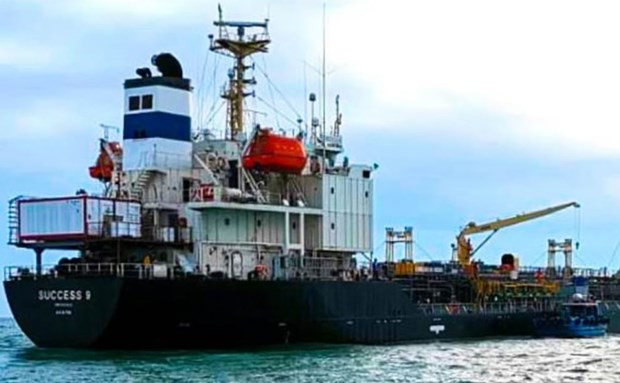 Piratas atacan un petrolero con bandera de Singapur ảnh 1 Piratas atacan un petrolero con bandera de Singapur ảnh 1