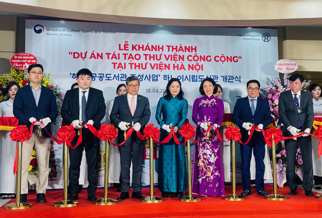 Hanoi: Inauguran el "Proyecto de regeneración de bibliotecas públicas" financiado por Corea de Sur ảnh 1 Hanoi: Inauguran el "Proyecto de regeneración de bibliotecas públicas" financiado por Corea de Sur ảnh 1