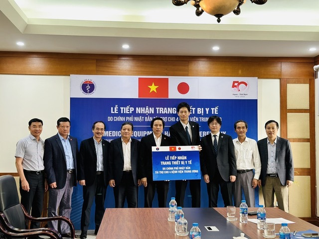 Hospitales vietnamitas reciben equipamientos médicos de Gobierno japonés ảnh 1 Hospitales vietnamitas reciben equipamientos médicos de Gobierno japonés ảnh 1