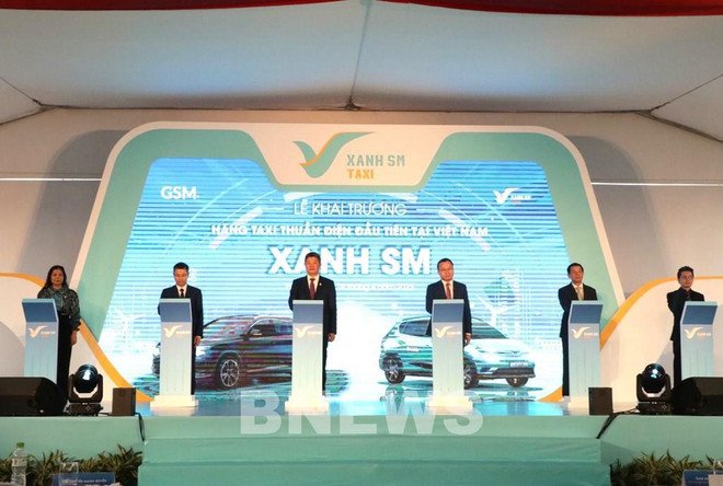 Inauguran primera marca de taxis puramente eléctricos en Vietnam ảnh 2