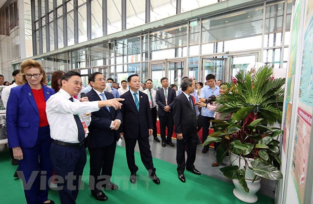 Celebran dos décadas del Ministerio de Recursos Naturales y Medio Ambiente de Vietnam ảnh 2 Celebran dos décadas del Ministerio de Recursos Naturales y Medio Ambiente de Vietnam ảnh 2