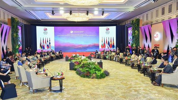 Reunión AMM-56: Vietnam aboga por una región sin armas nucleares ảnh 3 Reunión AMM-56: Vietnam aboga por una región sin armas nucleares ảnh 3