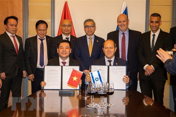 Exembajador israelí: Vietnam siempre ocupa un rincón especial de mi corazón ảnh 2 Exembajador israelí: Vietnam siempre ocupa un rincón especial de mi corazón ảnh 2