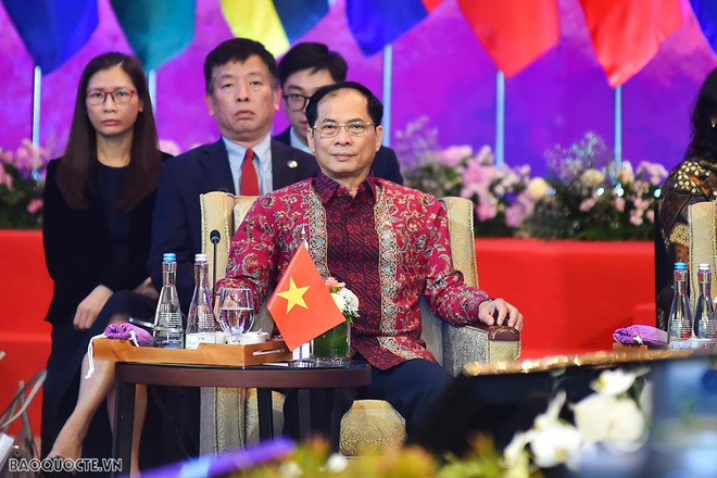 AMM-56: Promueven el rol y valor del Foro Regional de ASEAN ảnh 2 AMM-56: Promueven el rol y valor del Foro Regional de ASEAN ảnh 2