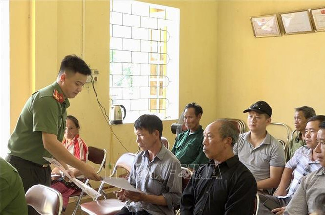 📝Enfoque: Lucha oportuna contra grupos religiosos ilegales en localidad vietnamita ảnh 1 📝Enfoque: Lucha oportuna contra grupos religiosos ilegales en localidad vietnamita ảnh 1