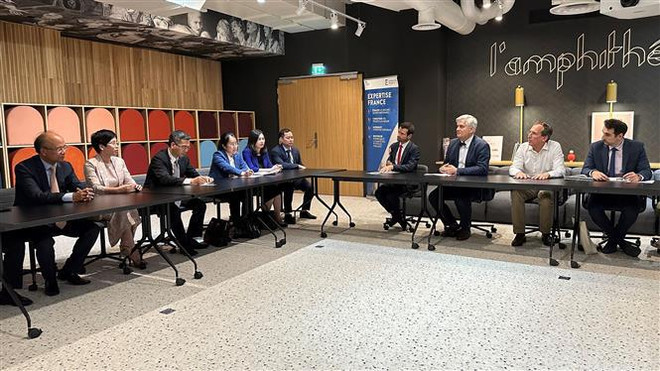 Vietnam y Francia promueven cooperación bilateral en finanzas ảnh 2 Vietnam y Francia promueven cooperación bilateral en finanzas ảnh 2