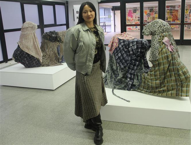 Presentan imágenes de mujeres vietnamitas en exposición de arte contemporáneo en Argentina ảnh 1 Presentan imágenes de mujeres vietnamitas en exposición de arte contemporáneo en Argentina ảnh 1