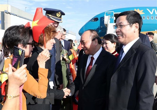 Premier de Vietnam llega a Bruselas para visitas a Bélgica y UE y Cumbre Asia-Europa ảnh 1 Premier de Vietnam llega a Bruselas para visitas a Bélgica y UE y Cumbre Asia-Europa ảnh 1