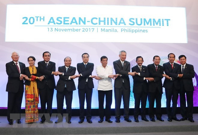 Singapur: ASEAN y China determinados a completar Código de Conducta en Mar del Este ảnh 1 Singapur: ASEAN y China determinados a completar Código de Conducta en Mar del Este ảnh 1
