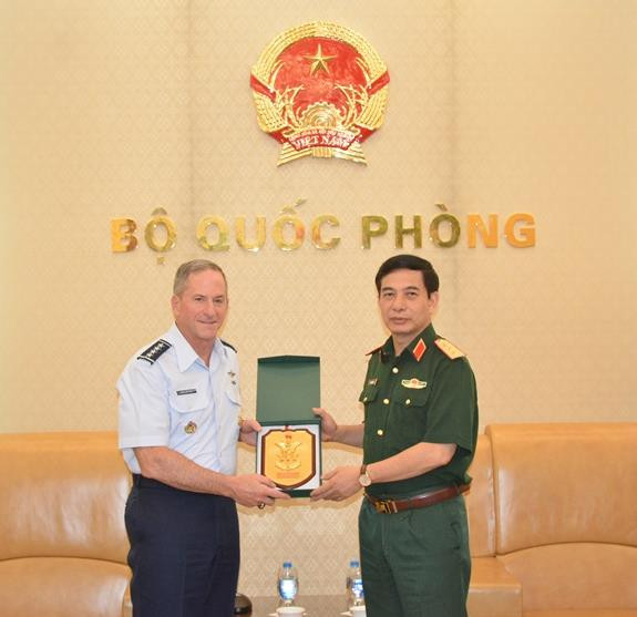 Fortalecen Vietnam y Estados Unidos cooperación en defensa ảnh 1 Fortalecen Vietnam y Estados Unidos cooperación en defensa ảnh 1