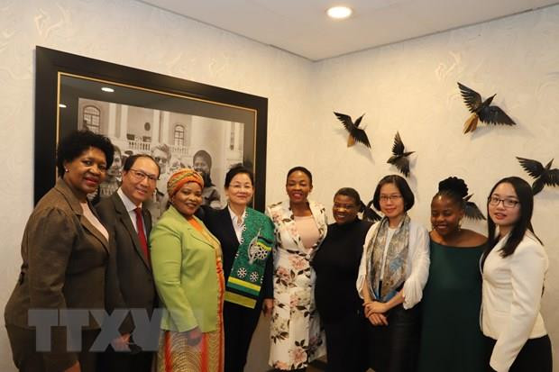 Impulsan Vietnam y Sudáfrica cooperación a favor del empoderamiento de la mujer ảnh 1 Impulsan Vietnam y Sudáfrica cooperación a favor del empoderamiento de la mujer ảnh 1