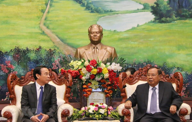 Robustecen Vietnam y Laos nexos partidistas ảnh 1 Robustecen Vietnam y Laos nexos partidistas ảnh 1