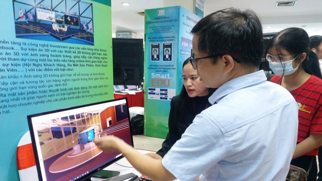 En metrópoli vietnamita feria masiva de tecnología de gestión educativa ảnh 1