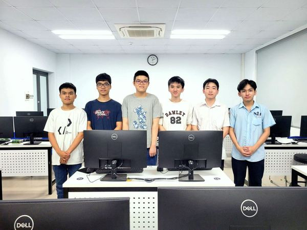 Vietnam gana seis medallas en Olimpiada de Tecnología Informática ảnh 1 Vietnam gana seis medallas en Olimpiada de Tecnología Informática ảnh 1