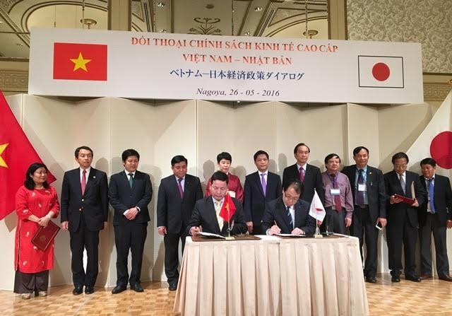 FPT firma contratos con compañías japonesas en impresión y educación ảnh 1 FPT firma contratos con compañías japonesas en impresión y educación ảnh 1