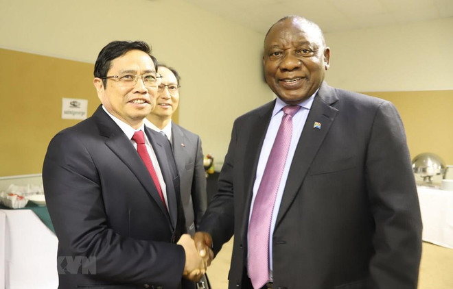 Dirigente partidista vietnamita realiza visita de trabajo en Sudáfrica ảnh 1 Dirigente partidista vietnamita realiza visita de trabajo en Sudáfrica ảnh 1