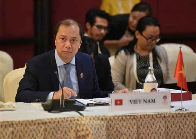 Vietnam asiste a reuniones de ASEAN y sus socios en Tailandia ảnh 1 Vietnam asiste a reuniones de ASEAN y sus socios en Tailandia ảnh 1