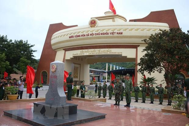 Realizan Vietnam y Laos patrullaje fronterizo conjunto durante intercambio amistoso ảnh 1