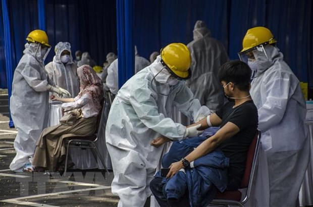 Cumbres de ASEAN y socios, símbolo de solidaridad regional en era de pandemia ảnh 1 Cumbres de ASEAN y socios, símbolo de solidaridad regional en era de pandemia ảnh 1